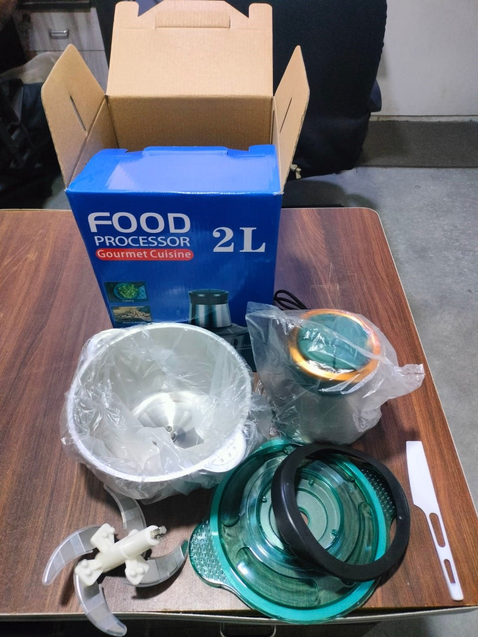 ELECTRIC GRINDER 2 L